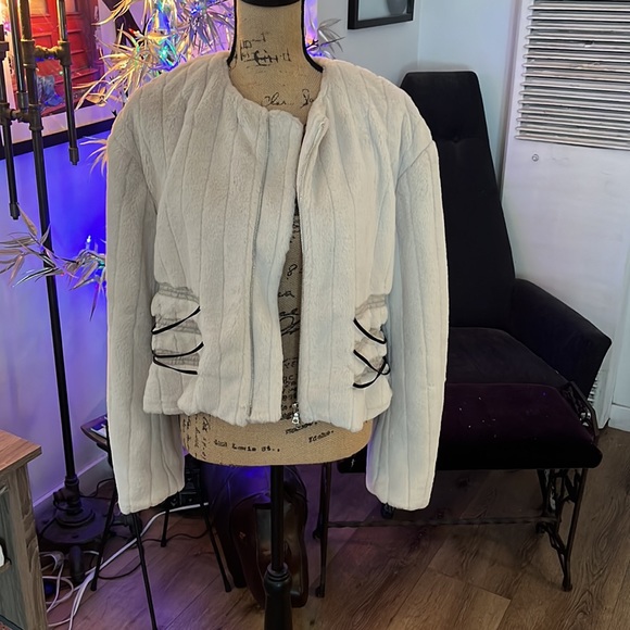 CF Goldman Faux Fur Jacket - Picture 1 of 13